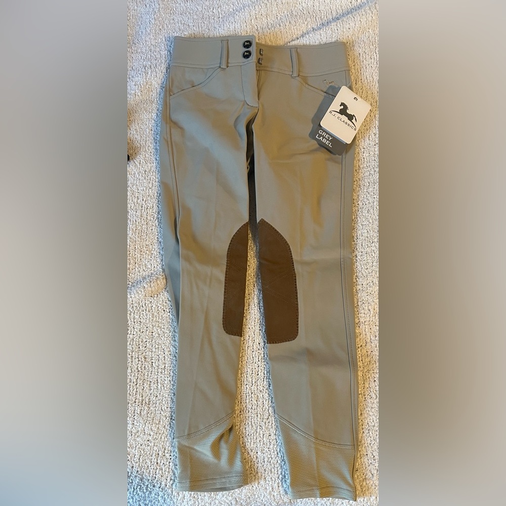 BRAND NEW! Brand new, never worn kids size 10R RJ classic breeches